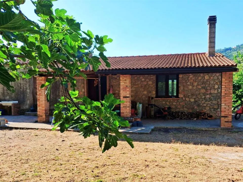 Dorpshuis in Cetraro, Cosenza - foto 2