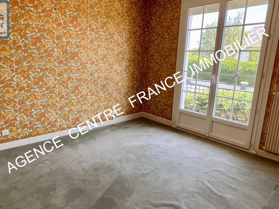 Villa a La Chapelle-Saint-Ursin, Cher - foto 5