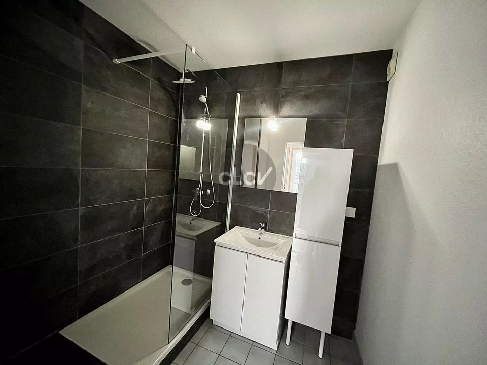 Lejlighed i Villeurbanne, Rhone - foto 3