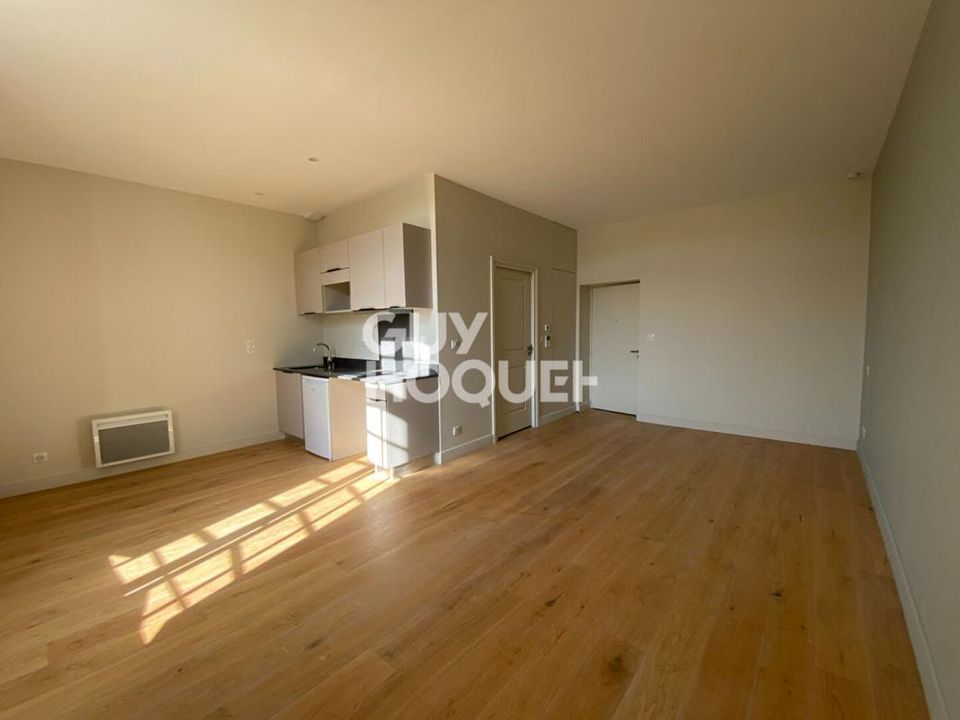 Lejlighed i Fontenay-le-Comte, Vendee - foto 2
