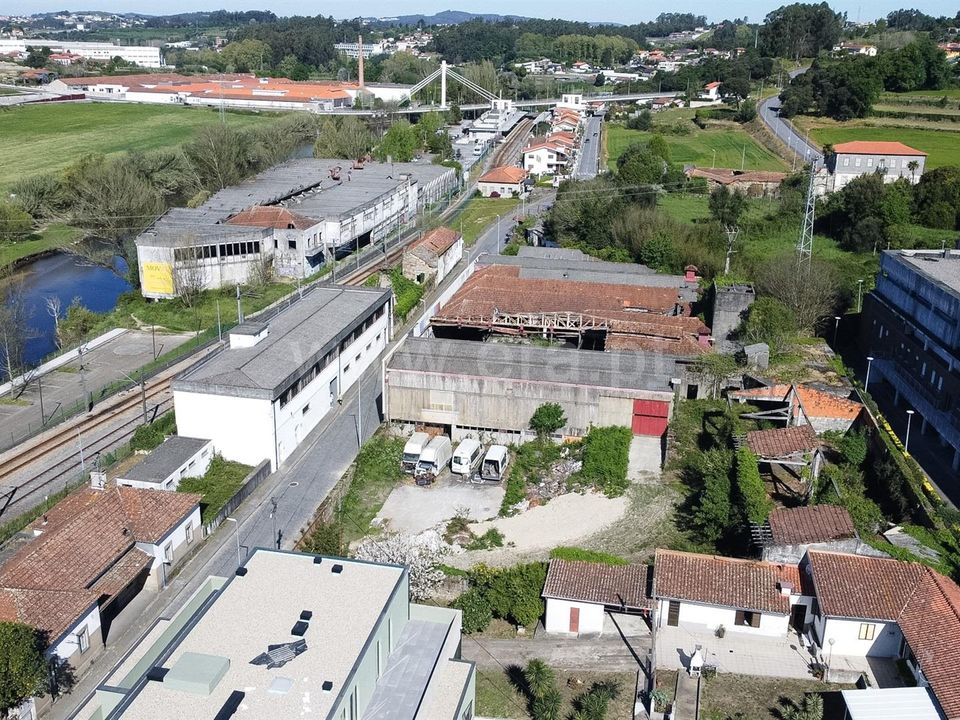 Erhvervsejendom i Santo Tirso, Porto - foto 3