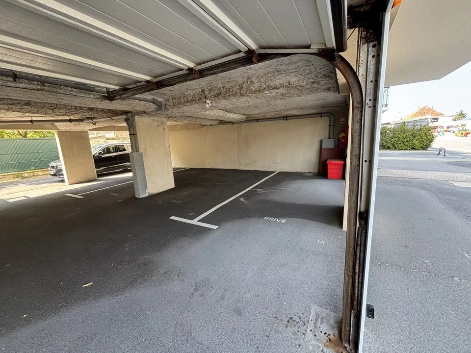 Garage i Sainte-Cecile-Plage, Pas-de-Calais - foto 1