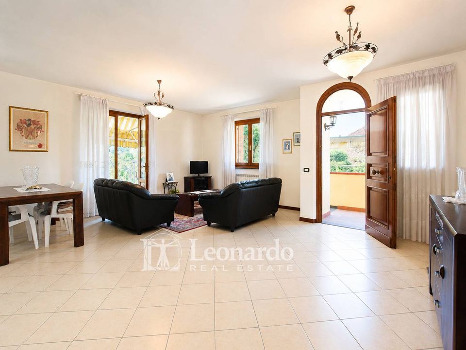 Reihenhaus in Viareggio, Lucca - Foto 1