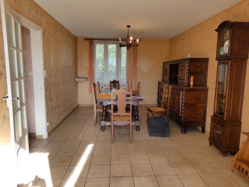 Villa in Le Creusot, Saone-et-Loire - foto 2