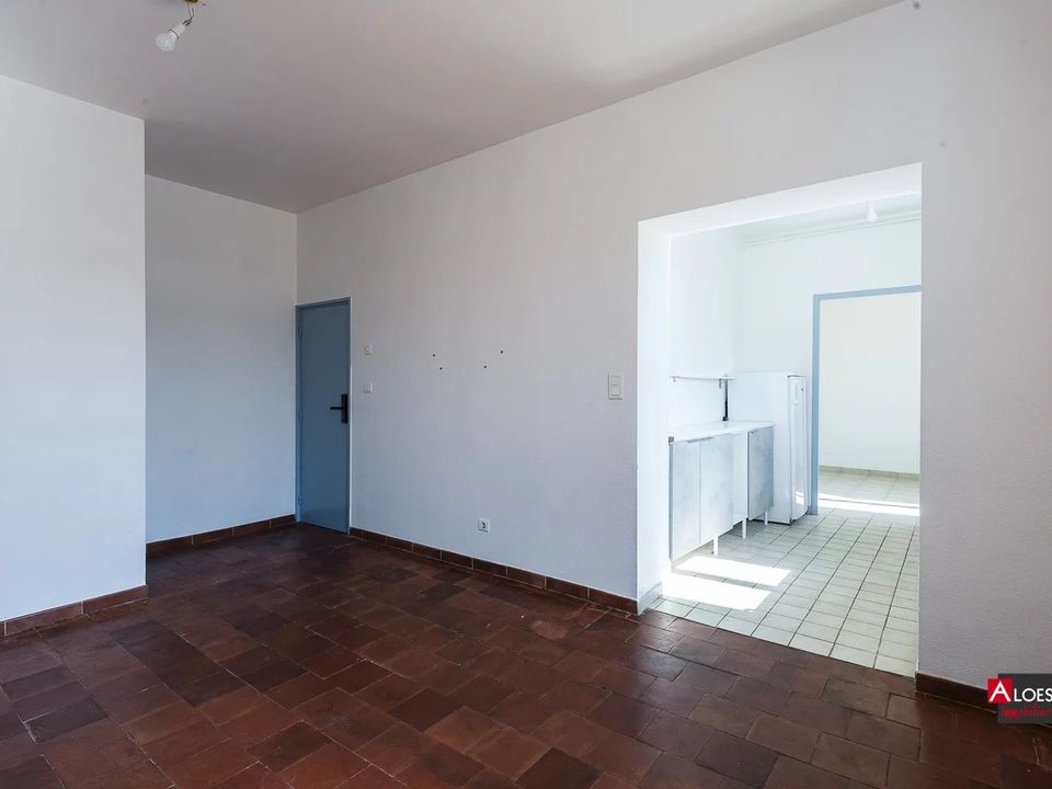 Apartment in Aigues-Mortes, Gard - photo 1
