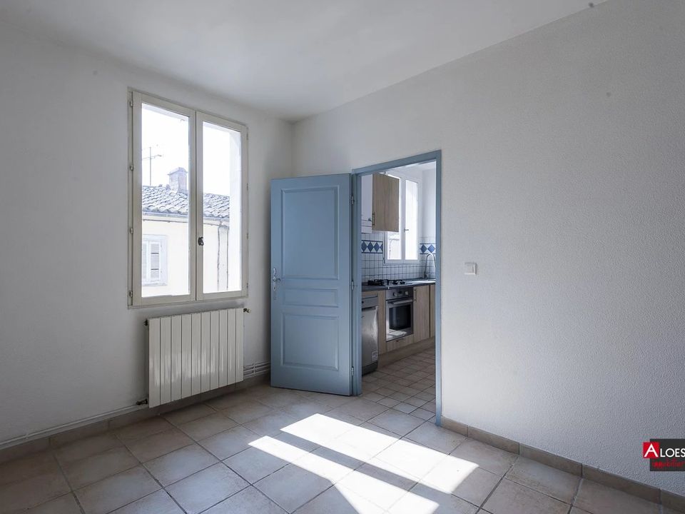 Apartment in Aigues-Mortes, Gard - photo 3