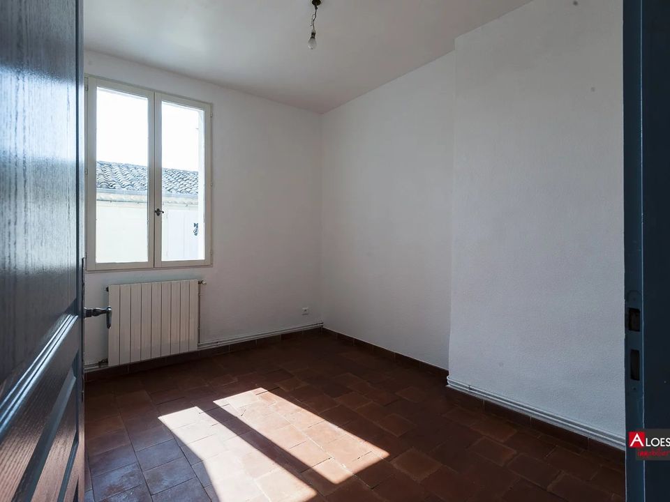 Apartment in Aigues-Mortes, Gard - photo 4
