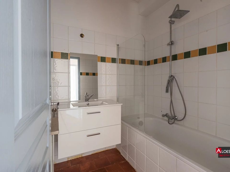 Apartment in Aigues-Mortes, Gard - photo 5