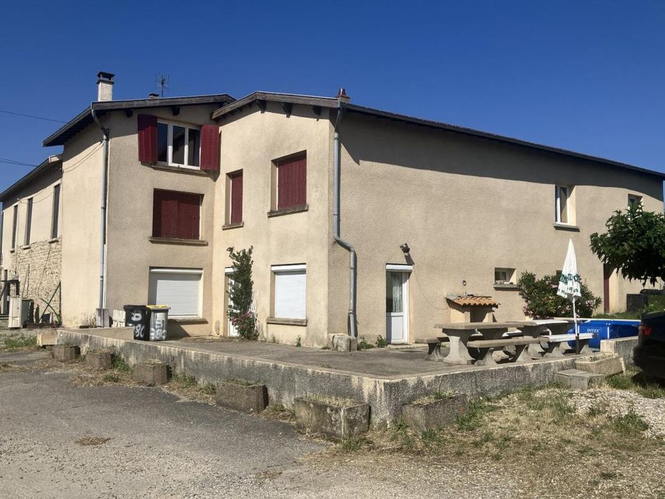 Villa i Saint-Laurent-D'Agny, Rhone - bilde 1