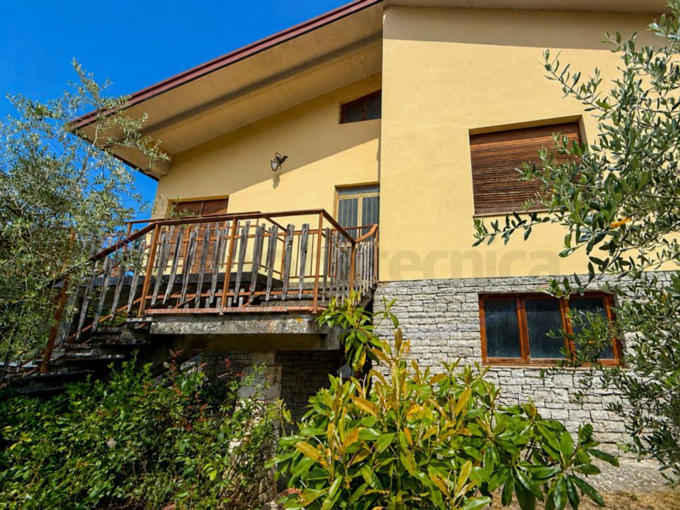 Villa em Bibbiena, Arezzo - foto 5