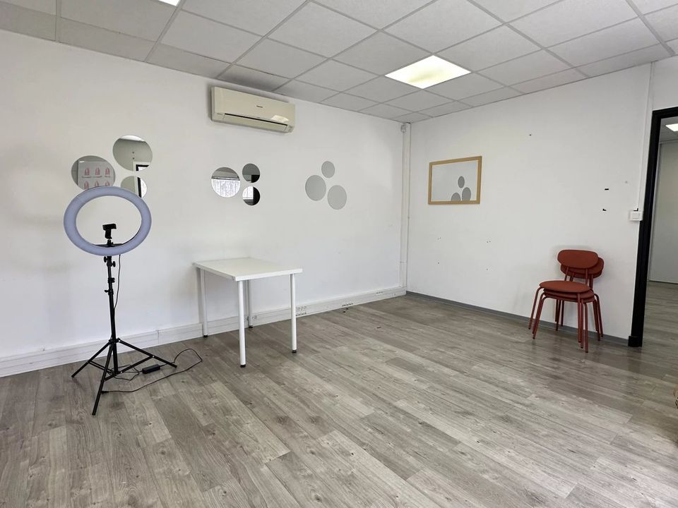 L'establiment comercial a Gardanne, Bouches-du-Rhone - foto 1