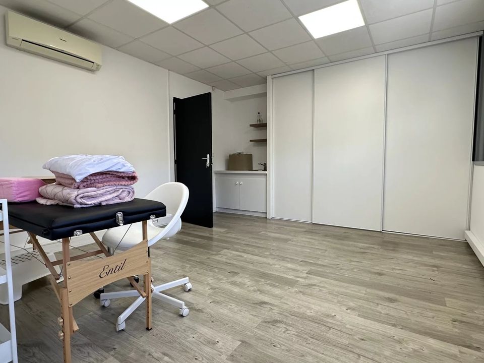 L'establiment comercial a Gardanne, Bouches-du-Rhone - foto 3