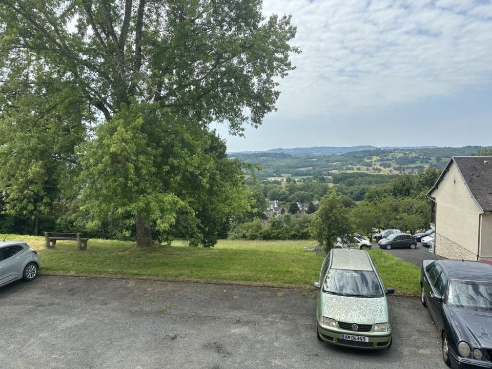 Lejlighed i Allassac, Correze - foto 1