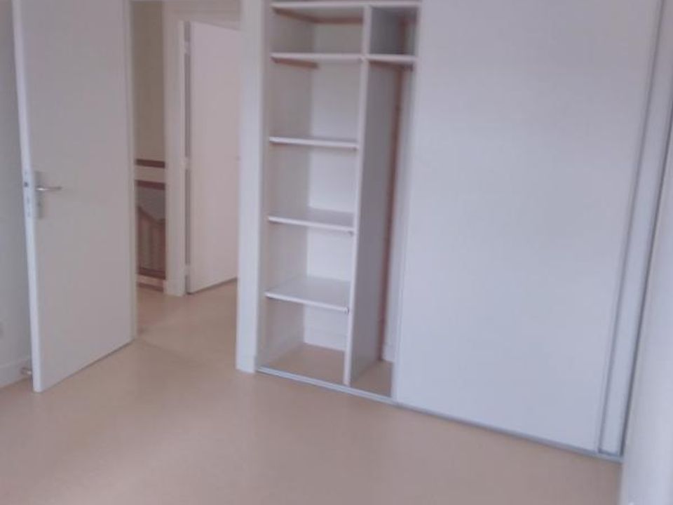 Apartment in Vignols, Correze - photo 4