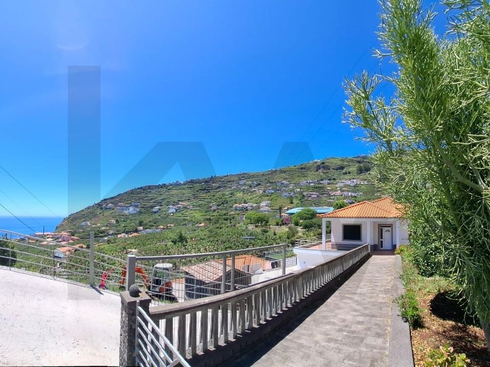 Casa de pueblo en Calheta, Madeira - foto 2