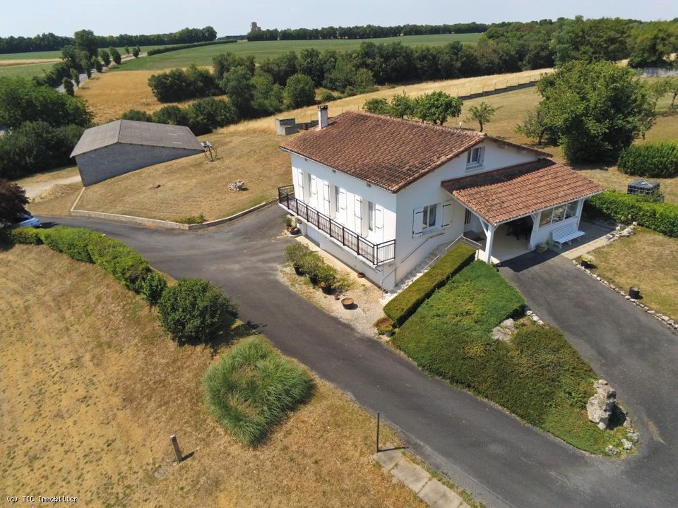 Villa i Villefagnan, Charente - foto 1
