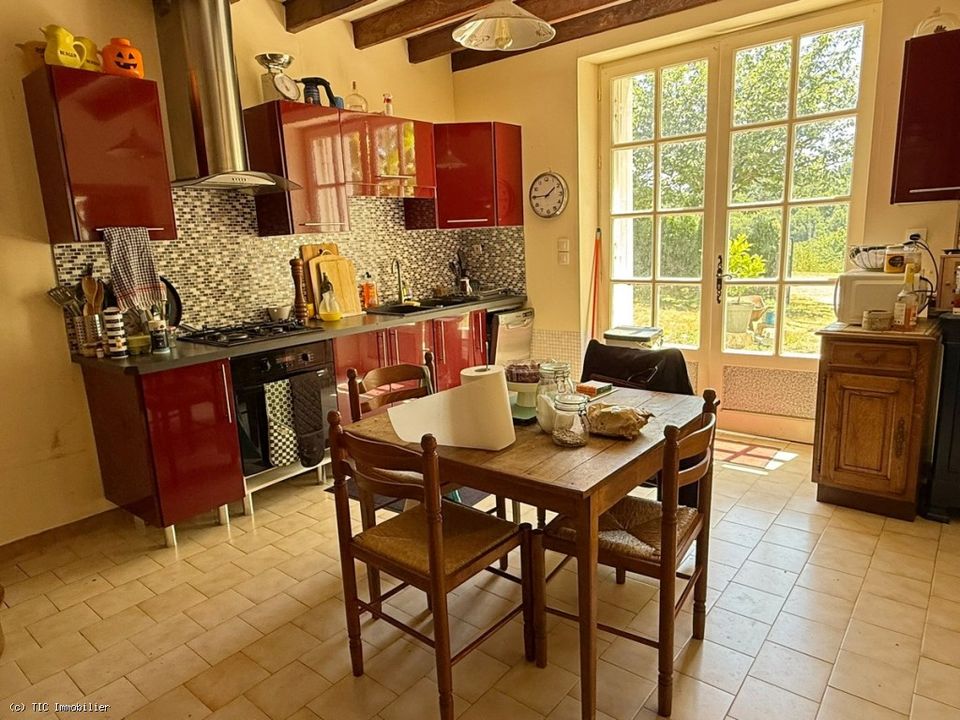 Villa i Nanteuil-en-Vallee, Charente - foto 4