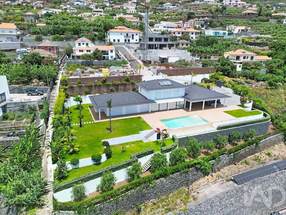 Casa de pueblo en Calheta, Madeira - foto 1
