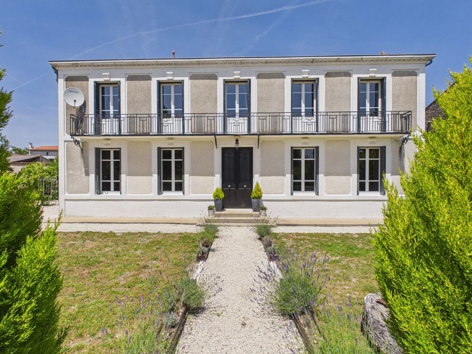 Villa i Barbezières, Charente - foto 1