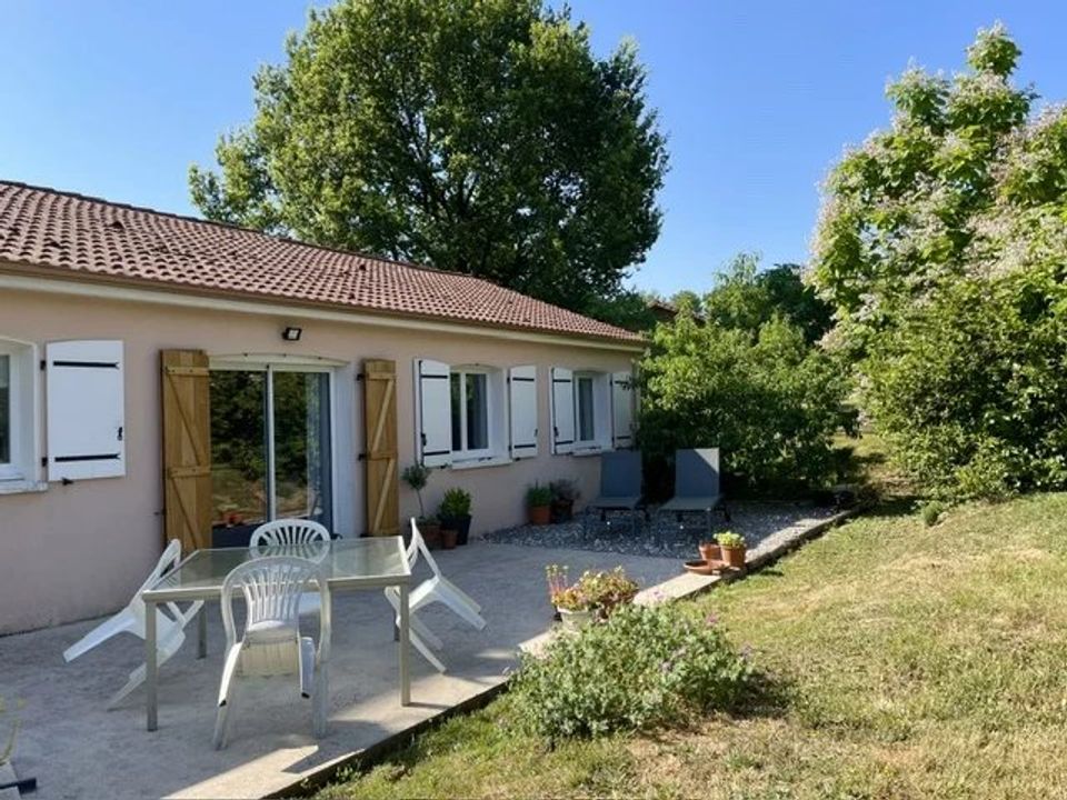 Bungalow i Rochechouart, Haute-Vienne - foto 1