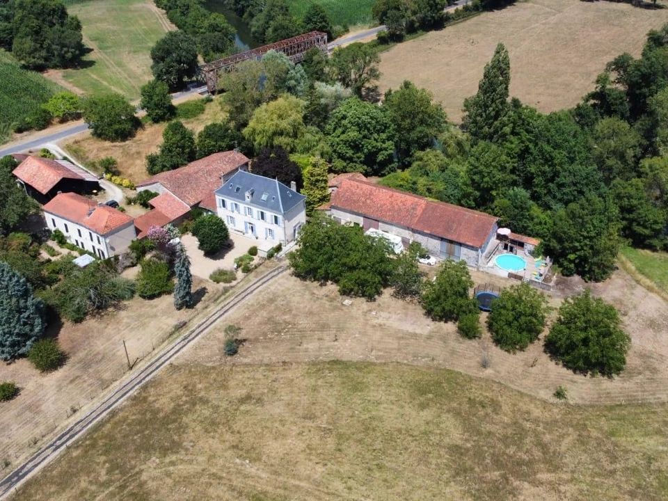 Villa i Aubeterre-sur-Dronne, Charente - foto 2