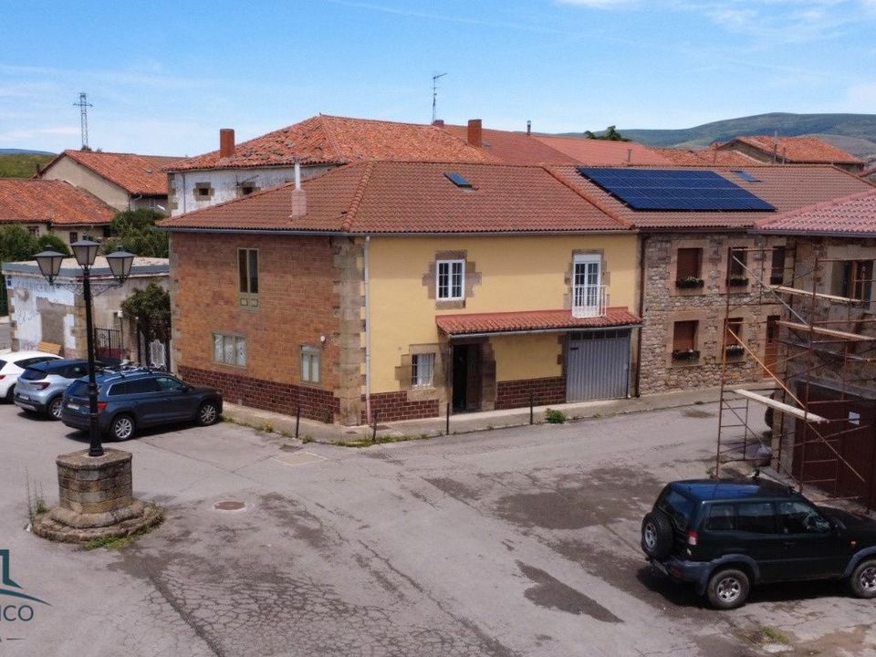 Villa - Campoo de Enmedio, Cantabria - photo 2