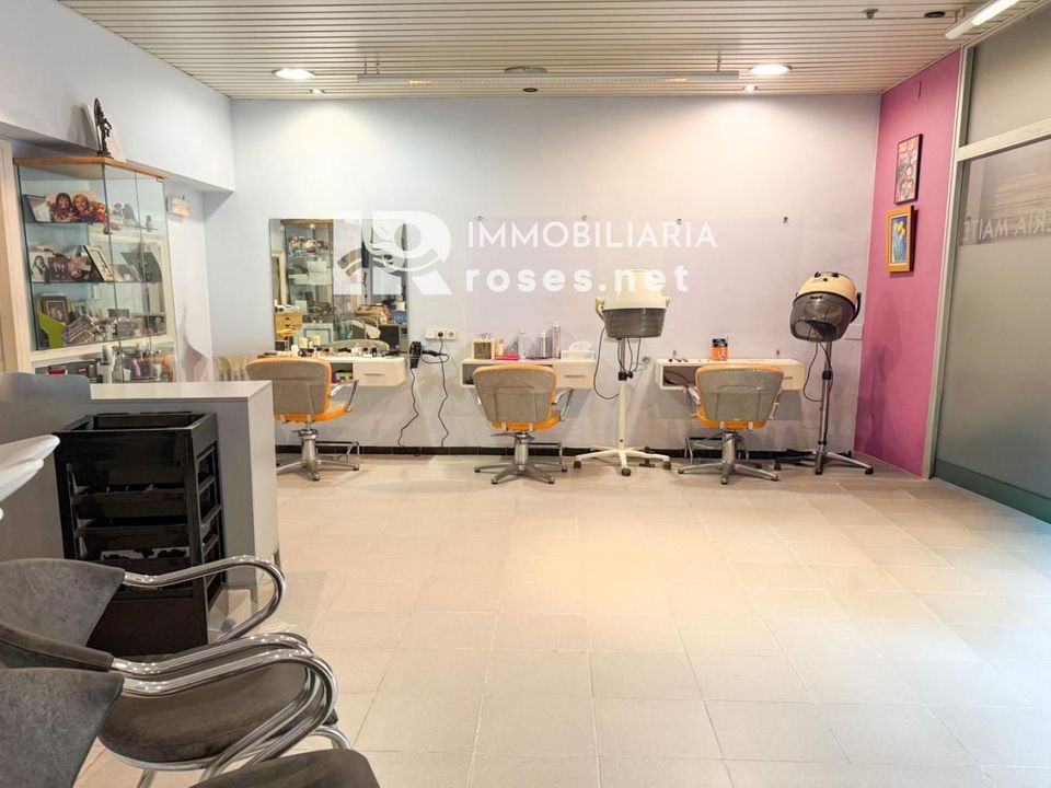 Erhvervsejendom i Figueres, Gerona - foto 4