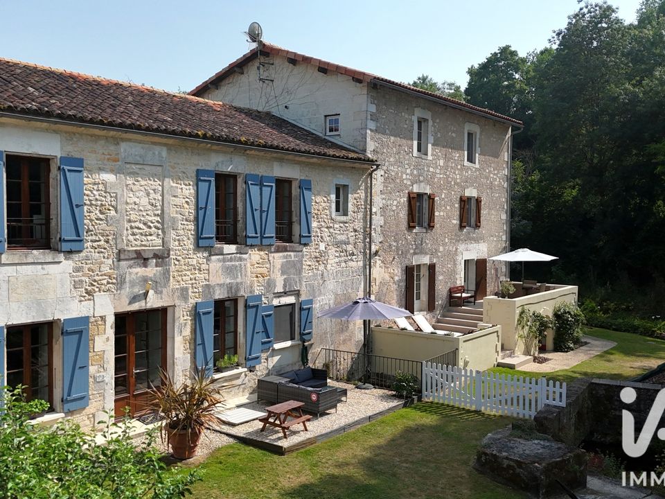 Villa i Bourg-Charente, Charente - foto 1