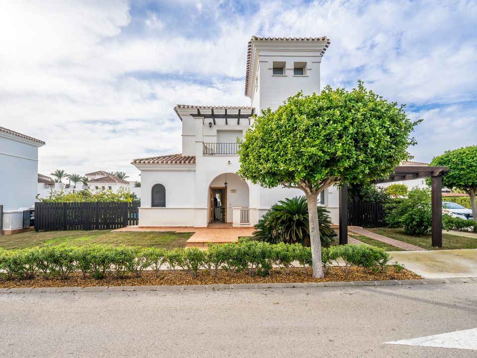 Villa a La Torre Golf Resort, Murcia - foto 1