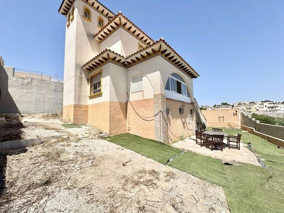 Villa i Orihuela Costa, Alicante - foto 1