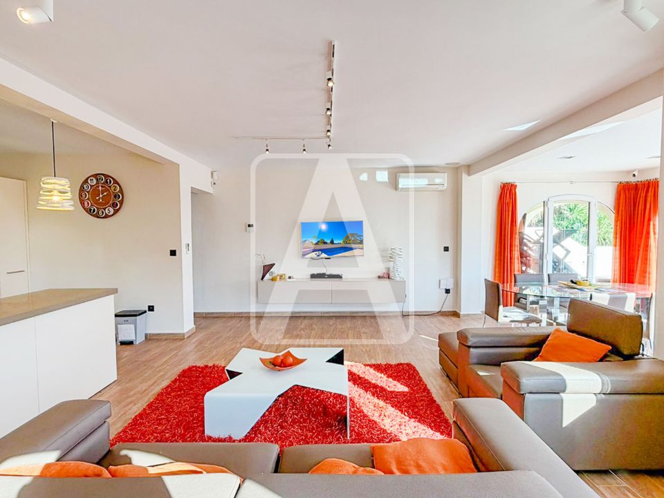 Villa en Calpe, Alicante - foto 4