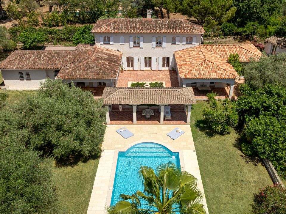 Villa i Mouans-Sartoux, Alpes-Maritimes - foto 1