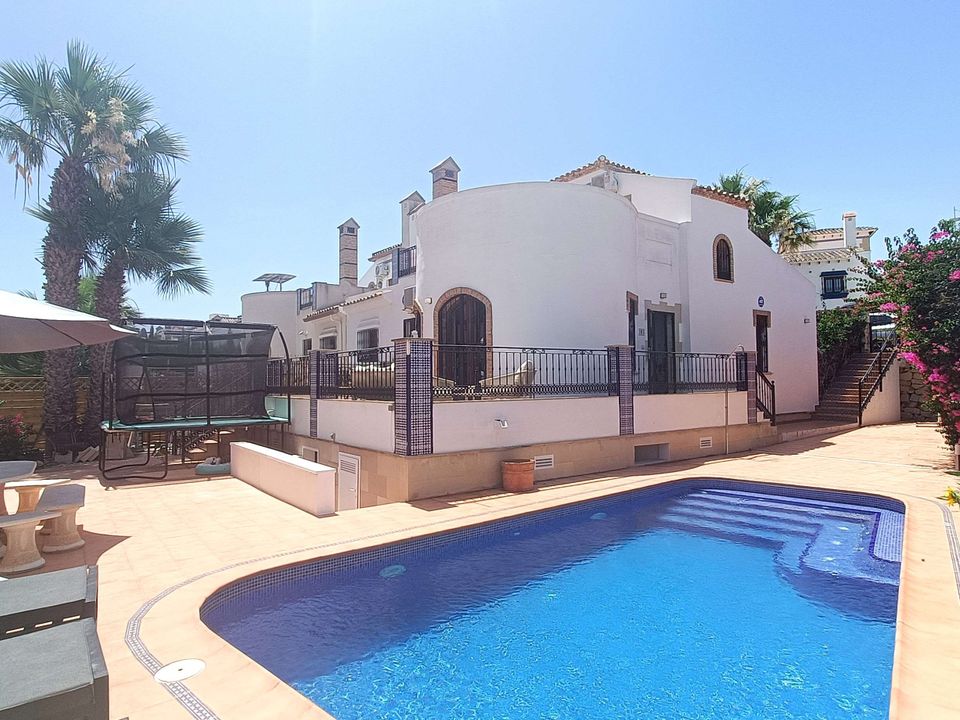 Dom szeregowy: Algorfa, Alicante – zdjęcie 1