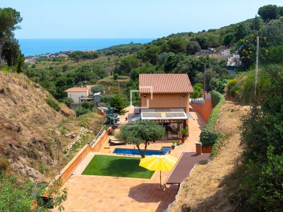 Villa i Teia, Barcelona - foto 1