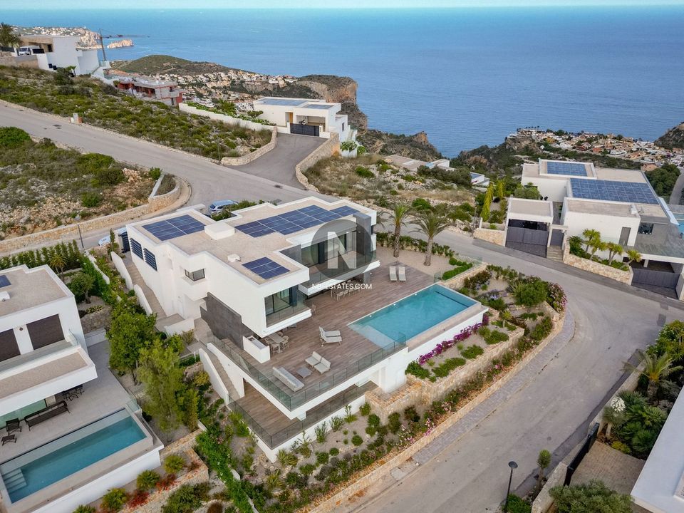 Villa i Cumbre Del Sol, Alicante - foto 1