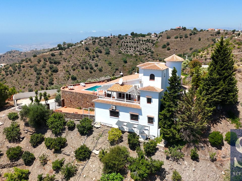 Villa i Sayalonga, Malaga - foto 1