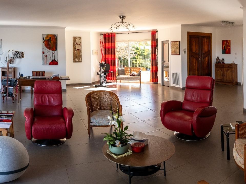 Villa en Sainte-Anastasie, Gard - foto 4
