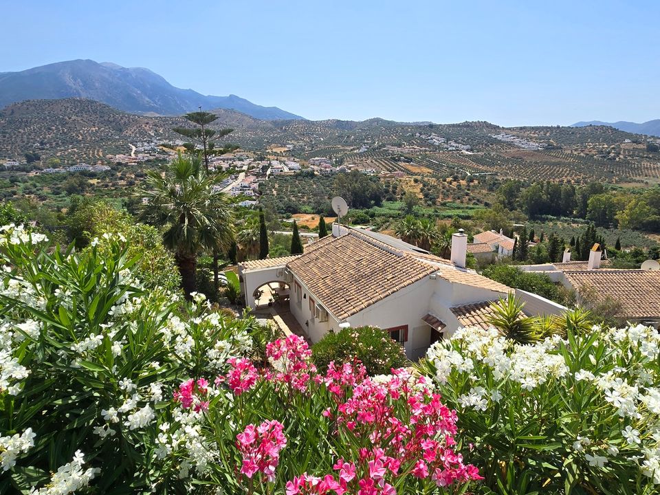 Villa i Vinuela, Malaga - foto 1