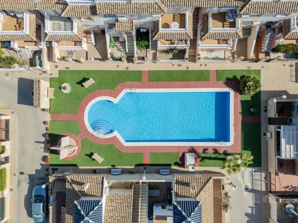 Rækkehus i Playa Flamenca, Alicante - foto 1