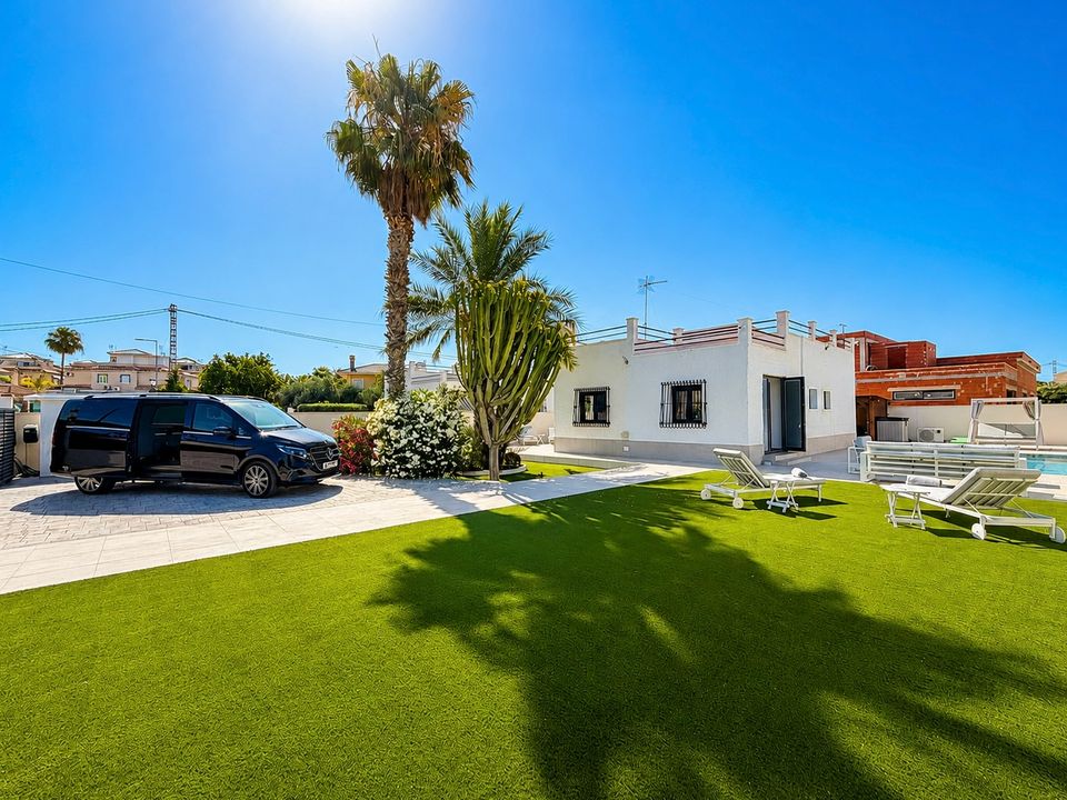 Villa i La Marina, Alicante - bilde 1