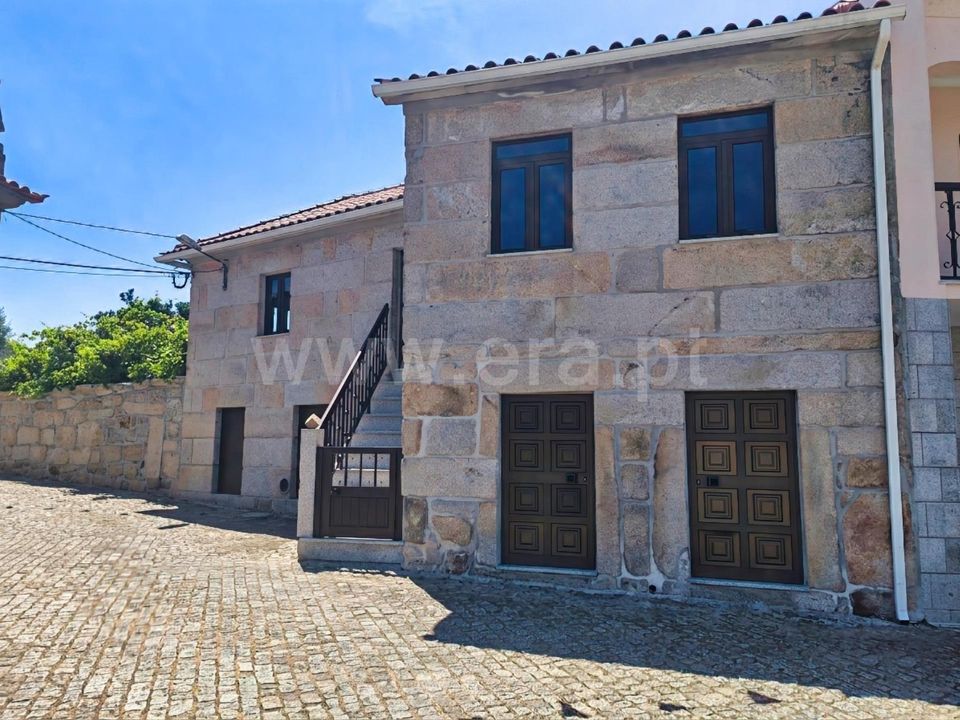 Casa de pueblo en Mangualde, Viseu - foto 1