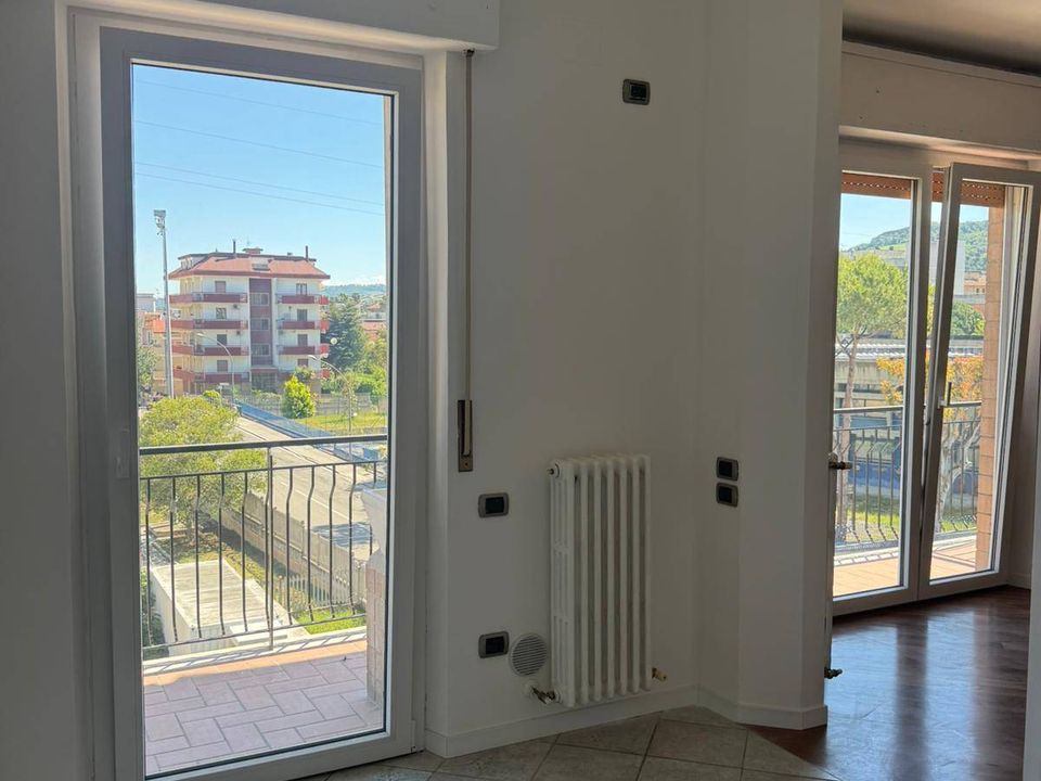 Lejlighed i San Benedetto Del Tronto, Ascoli Piceno - foto 1