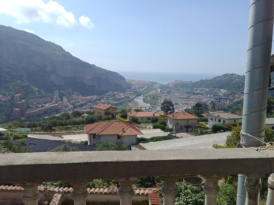 Lejlighed i Ventimiglia, Imperia - foto 1