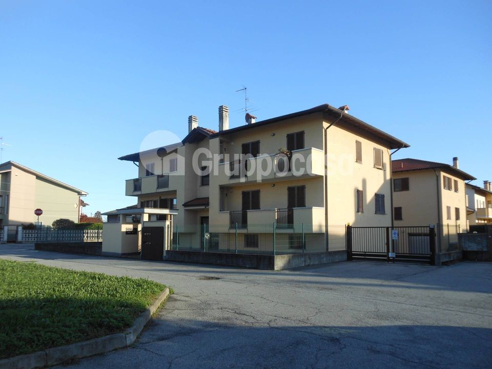 Leilighet i Bernate Ticino, Milan - bilde 1