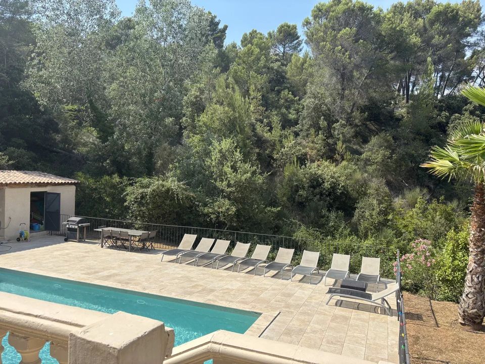 Villa i Saint-Martin-de-la-Brasque, Vaucluse - foto 2