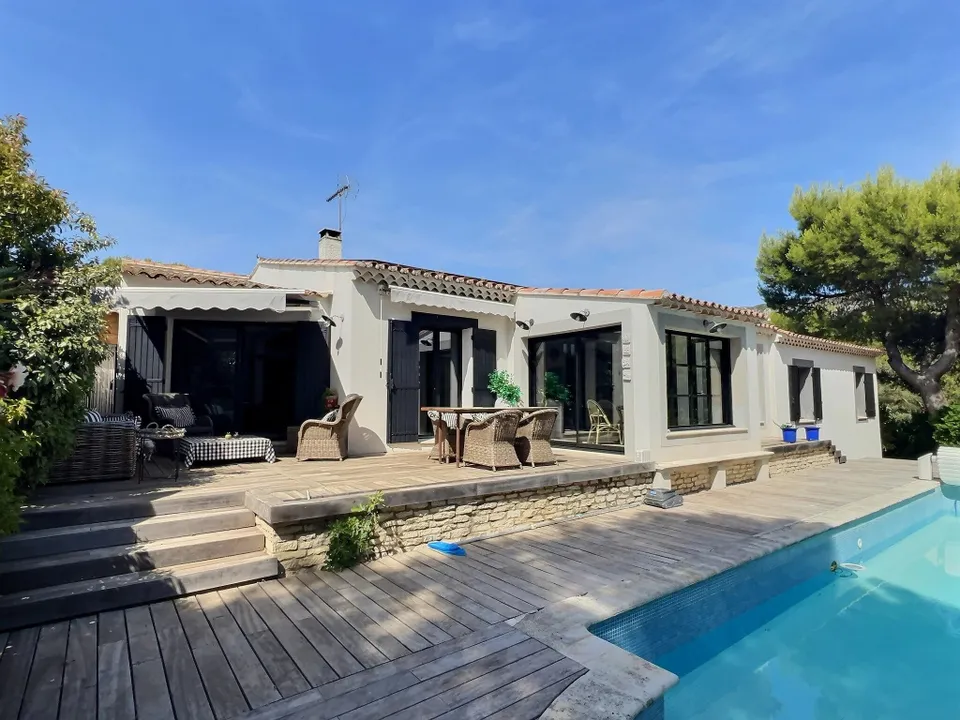 Villa i Taillades, Vaucluse - bilde 1
