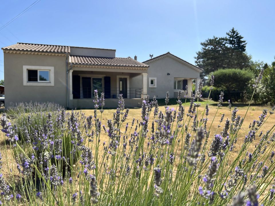 Villa a Lagnes, Vaucluse - foto 1