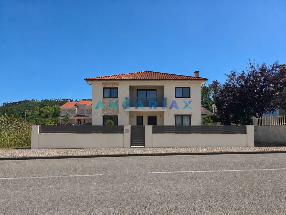 Helårsgrund i Ourem, Santarem - foto 1