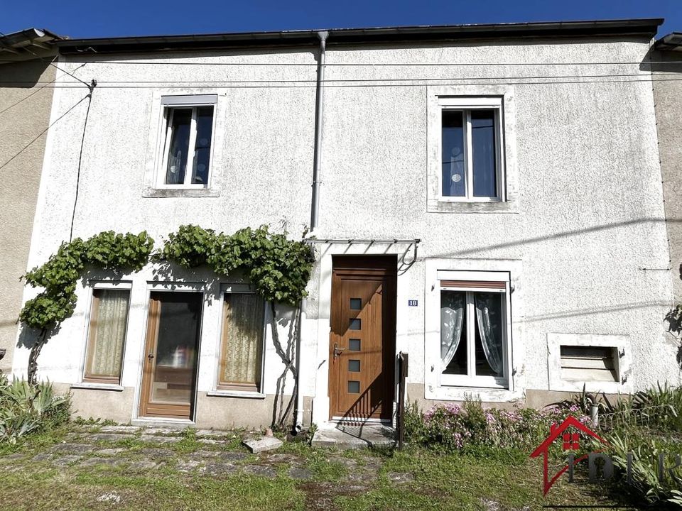 Hus i byn i Serqueux, Haute-Marne - foto 1