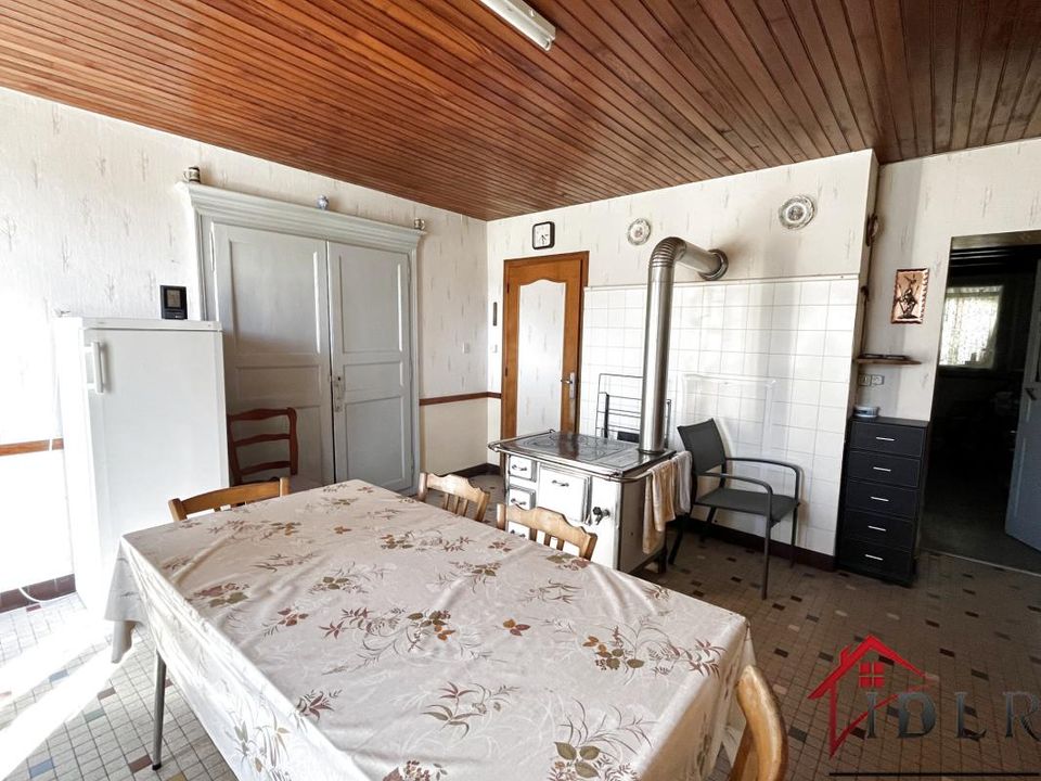 Hus i byn i Serqueux, Haute-Marne - foto 4